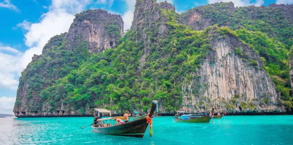 afra-travels-philippines